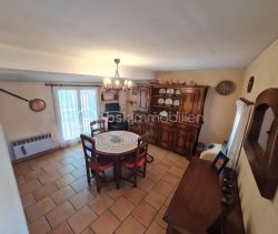 A louer APPARTEMENT DUPLEX DE PRESTIGE T4 93 M2 TERRASSE BORD DE MER NICE