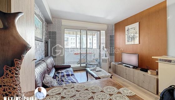 A louer APPARTEMENT T2 45 M2 BORD DE MER SETE
