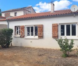 A louer MAISON  6 PIECES 160 M2  VILLEDAIGNE