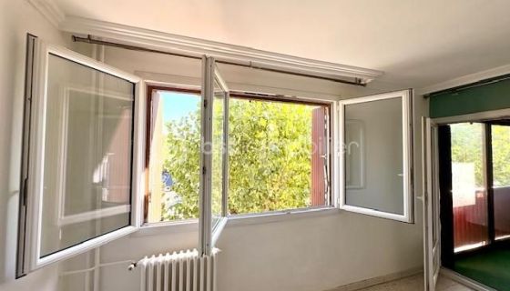 A louer APPARTEMENT T4 76 M2  MONTPELLIER