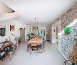 A louer MAISON  CONTEMPORAINE BORD DE MER LA SEYNE SUR MER