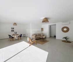 A vendre SPACIEUX APPARTEMENT T3 82 m² GRANDE TERRASSE La Ciotat