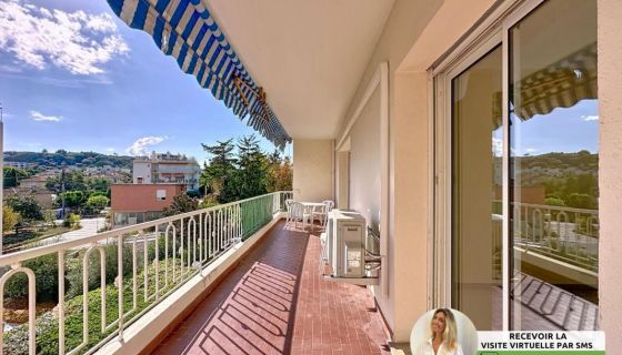 A louer APPARTEMENT T4 117 M2 TERRASSE BORD DE MER ANTIBES