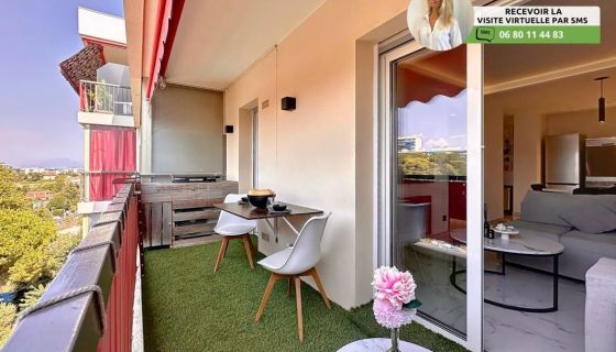 A louer APPARTEMENT T2 34 M2 TERRASSE BORD DE MER ANTIBES