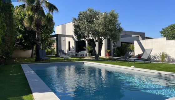 A louer MAISON  5 PIECES 150 M2 BORD DE MER SERIGNAN