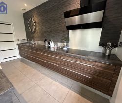 A louer MAISON  5 PIECES 150 M2 BORD DE MER SERIGNAN
