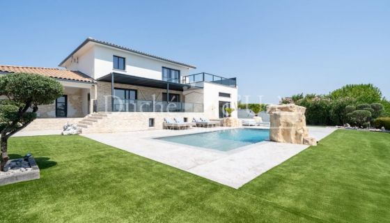 A louer MAISON  CONTEMPORAINE  UZES