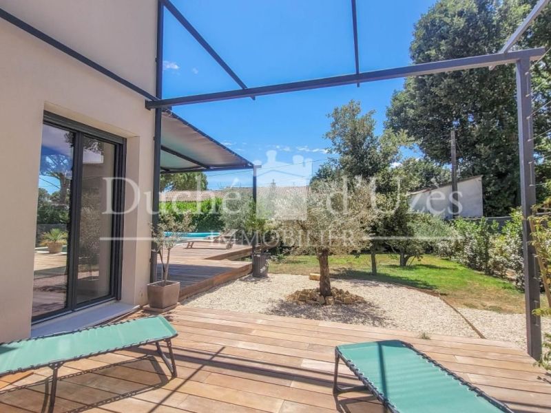 A louer MAISON  5 PIECES 133 M2  UZES