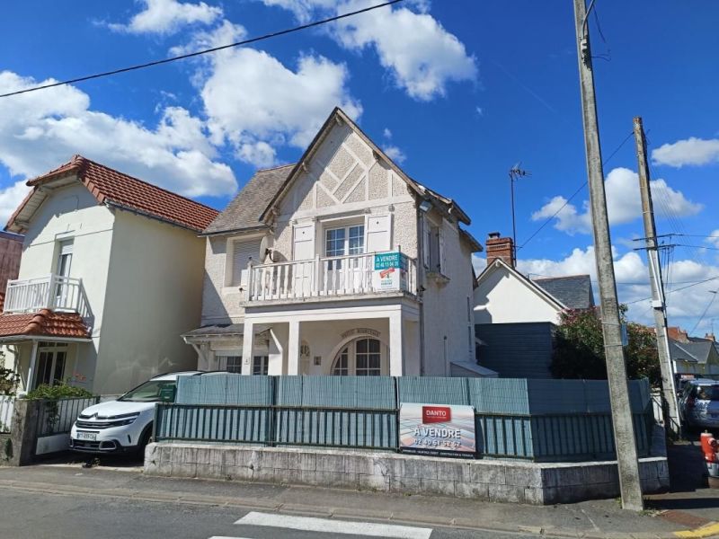 A louer MAISON  4 PIECES 65 M2 BORD DE MER LE POULIGUEN