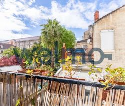 A louer APPARTEMENT DE PRESTIGE T5 171 M2  BORDEAUX