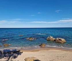 A vendre Belle villa pieds dans l eau sur 2 niveaux  SOLENZARA