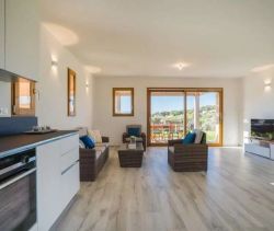 A vendre Magnifique villa neuve à 200m de la plage.CAVALOÂ VUE MER BONIFACIO