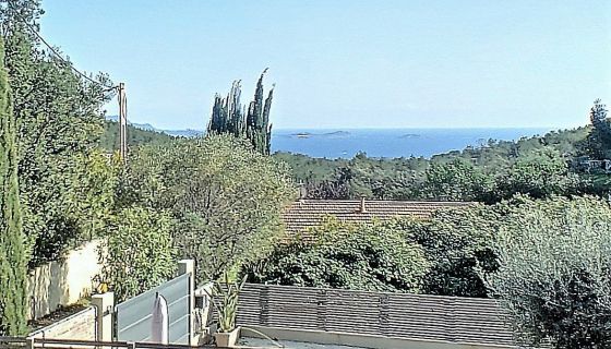 A vendre SPLENDIDE VILLA CONTEMPORAINE 130 M² VUE MER Bandol
