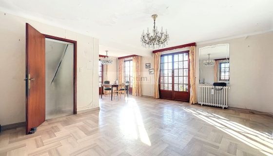 A vendre VILLA 6 PIECES + APPARTEMENT T3 PROCHE COMMODITES La Ciotat