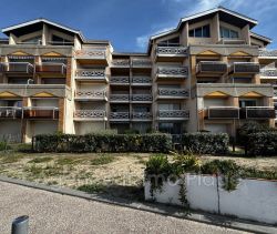 A louer APPARTEMENT T3 43 M2 TERRASSE PIEDS DANS L'EAU SOULAC SUR MER