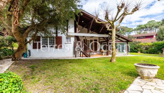 A vendre MAISON  5 PIECES 108 M2  SOORTS HOSSEGOR