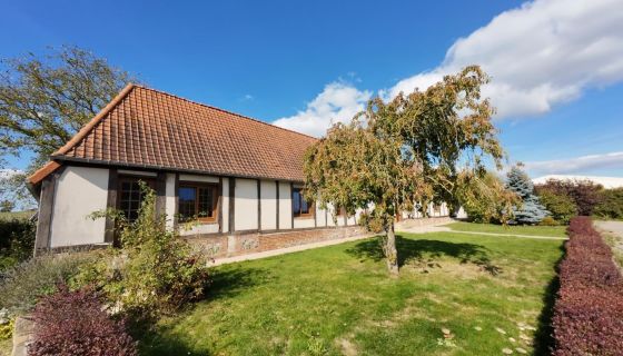 A vendre LONGèRE  5 PIECES 150 M2  ESCLAVELLES