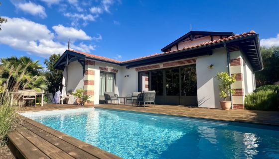 A vendre BELLE ARCACHONNAISE T6 PISCINE