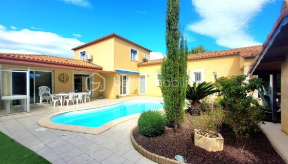 A louer MAISON  6 PIECES 143 M2 BORD DE MER MEZE
