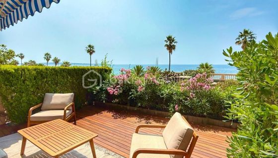 A louer APPARTEMENT DE PRESTIGE T2 40 M2 TERRASSE VUE MER CANNES