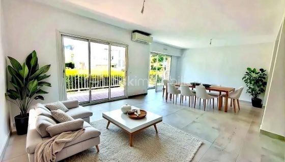 A louer APPARTEMENT DE PRESTIGE NEUF T4 97 M2  PAU