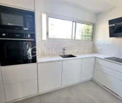 A louer APPARTEMENT DE PRESTIGE NEUF T4 97 M2  PAU