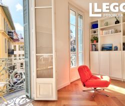 A louer APPARTEMENT T3 71 M2 BORD DE MER NICE