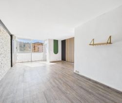 A louer APPARTEMENT T3 70 M2 BORD DE MER AJACCIO