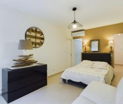 A louer APPARTEMENT T5 96 M2 VUE MER AJACCIO
