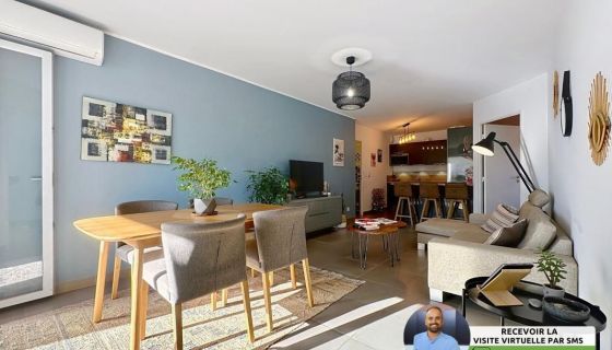 A louer APPARTEMENT T3 65 M2 TERRASSE BORD DE MER ANTIBES