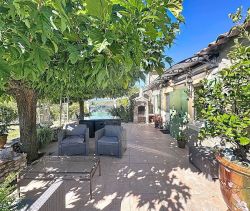 A louer MAISON  DE MAîTRE  BOISSET ET GAUJAC