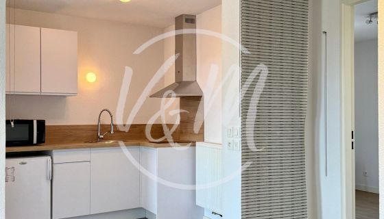 A vendre Grand APPARTEMENT T2 52 M² parking centre-ville Andernos-les-Bains