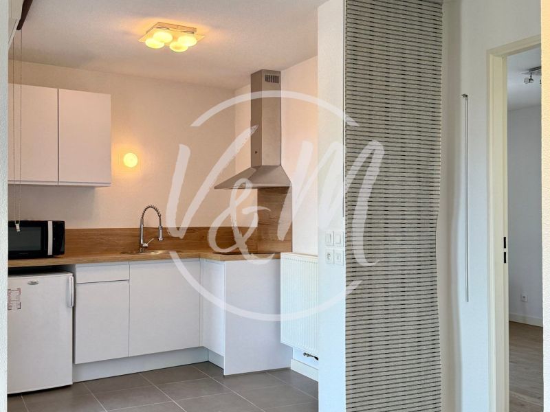 A vendre Grand APPARTEMENT T2 52 M² parking centre-ville Andernos-les-Bains