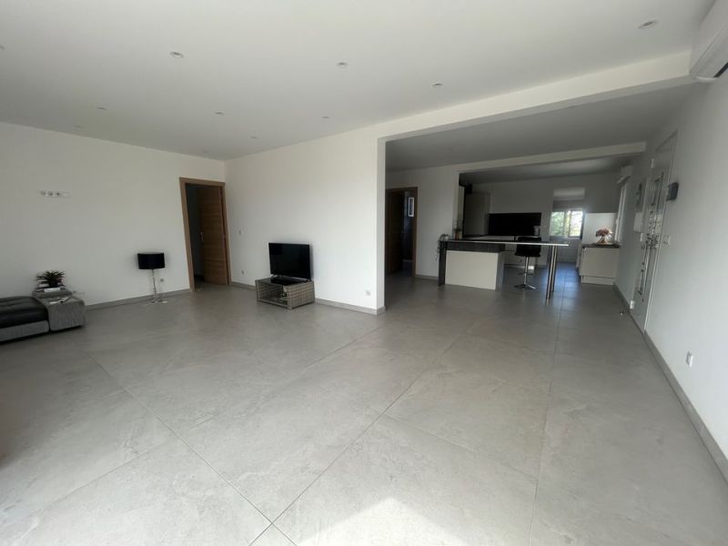 A louer MAISON  5 PIECES 112 M2  MARSEILLE 13EME