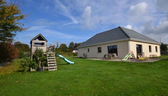 A vendre MAISON  CONTEMPORAINE BORD DE MER HAUTOT SUR MER