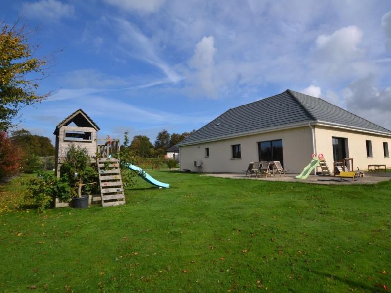 A vendre MAISON  CONTEMPORAINE BORD DE MER HAUTOT SUR MER