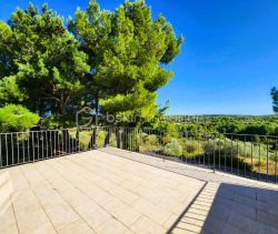 Se vende CASA DE 7 HABITACIONES 192 M2 PEZENAS