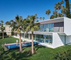 A louer MAISON  CONTEMPORAINE VUE MER CANNES