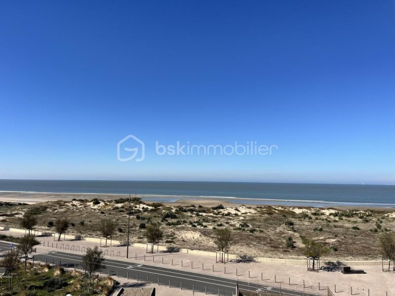 A louer STUDIO  22 M2 VUE MER SOULAC SUR MER