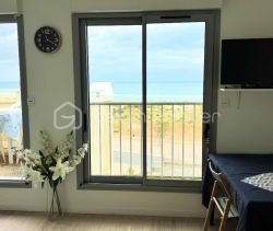 A louer STUDIO  22 M2 VUE MER SOULAC SUR MER