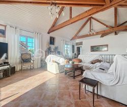 A vendre MAISON  7 PIECES 227 M2 BORD DE MER OUISTREHAM