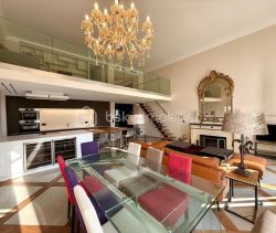 A louer APPARTEMENT NEUF T4 150 M2 BORD DE MER CANNES