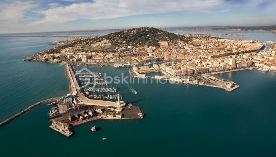 A vendre TERRAIN 953 M2 BORD DE MER SETE