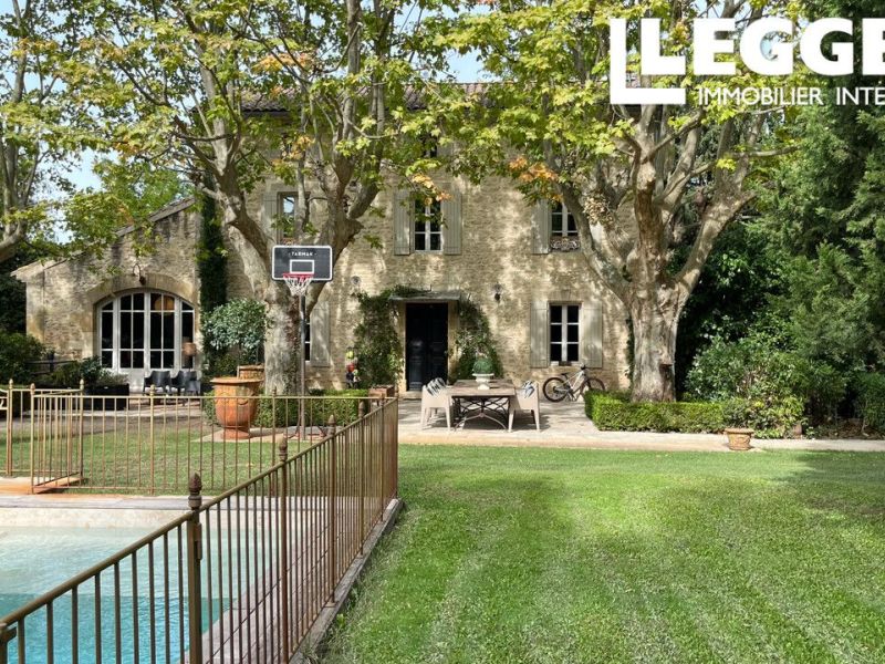 A louer MAISON  DE MAîTRE  SAUVETERRE