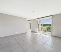 A louer APPARTEMENT T3 68 M2 TERRASSE BORD DE MER AJACCIO