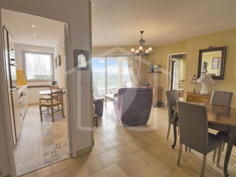 A louer APPARTEMENT T3 61 M2 VUE MER GRASSE