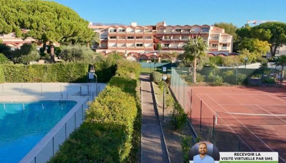 A louer STUDIO  29 M2 TERRASSE BORD DE MER ANTIBES