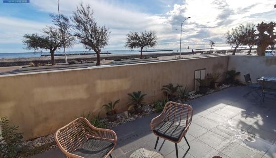 A louer APPARTEMENT T3 90 M2 TERRASSE PIEDS DANS L'EAU VALRAS PLAGE