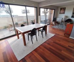 A louer APPARTEMENT T3 90 M2 TERRASSE PIEDS DANS L'EAU VALRAS PLAGE
