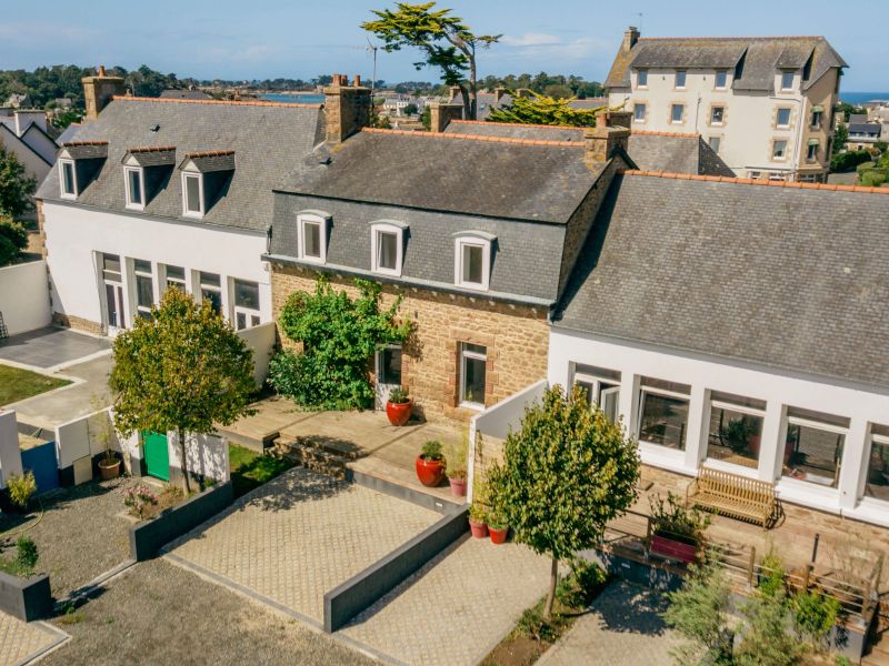 vente Ensemble Immobilier avec la plage à pieds